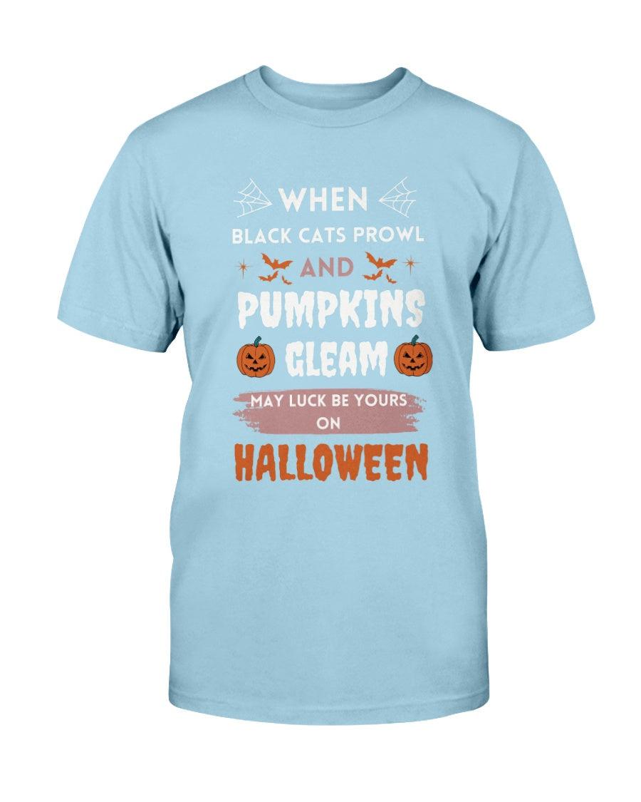 When Black Cats Prowl And Pumpkin Gleam - T-Shirt - Froody Fashion
